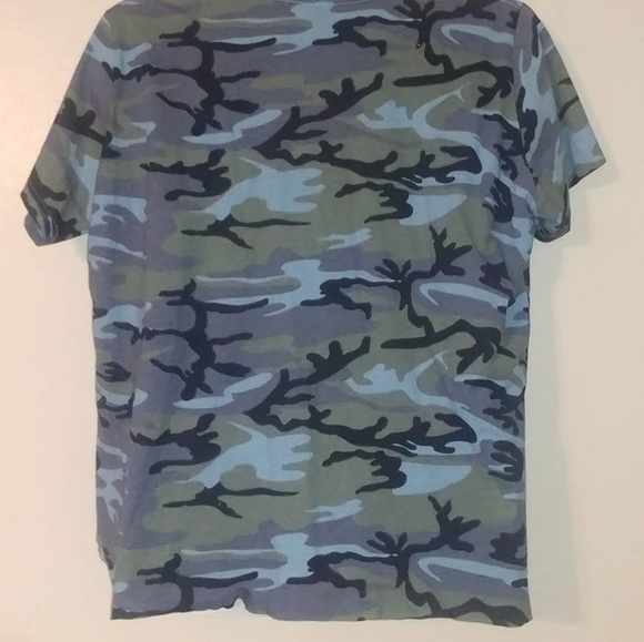 Mens  Graphic Cameo  TShirt - Picture 7 of 7